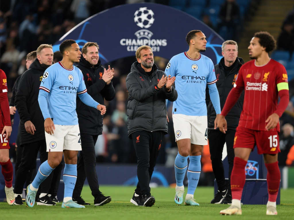 队在引援上 队在引援上